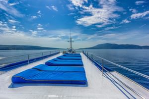 Linda, Sonnendeck