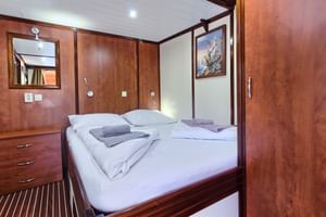 Andela Lora, 2-Bett-Kabine