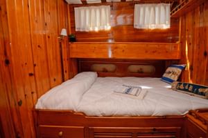 double bed cabin