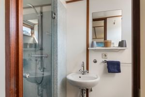 MS WENDING, Badezimmer, Hauptdeck