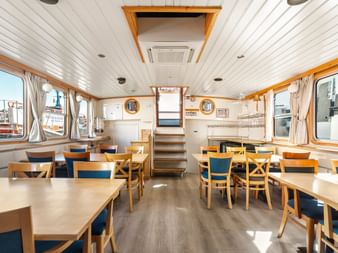 Salon und Restaurant, MS ALLURE