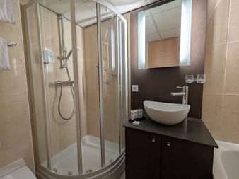 Bathroom, MS SERENADE 1