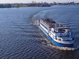 MS CLAIR D‘ÉTOILE