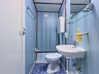 San Snova, Badezimmer