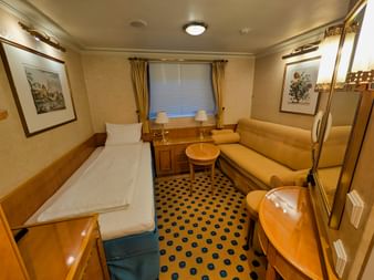 MS CASANOVA, 2 bed cabin main deck
