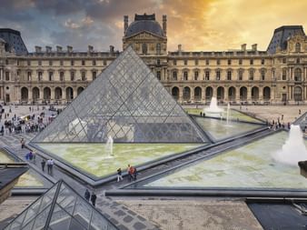 Louvre