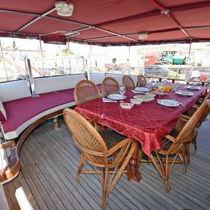 Open-air restaurant with space for meals together on board Restaurant on the SUNDIAL