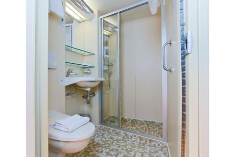 bathroom, MS SE-MANON