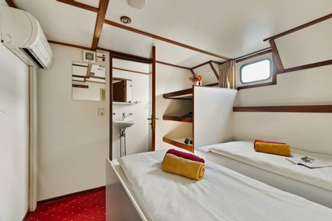 2-bed-cabin, MPS Liza Marleen