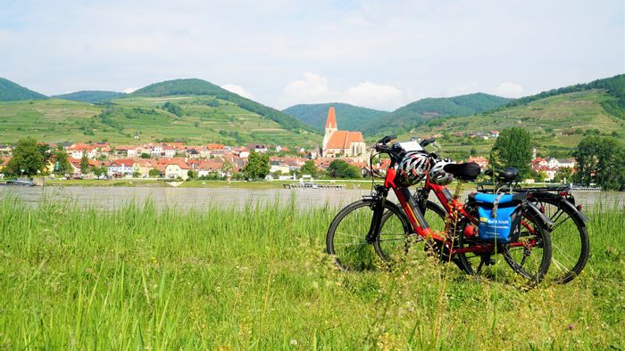 Bikes in front of the Danube
